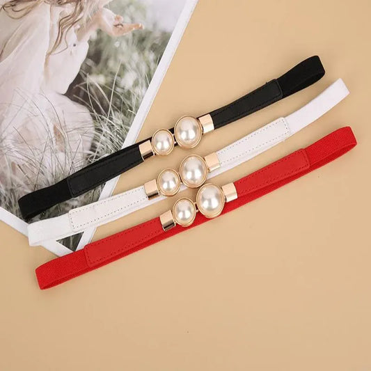 A slender waist belt for the dress, which can cinch the waist, exudes an elegant and retro charm. It features pearl double buckl CeinturesCuir