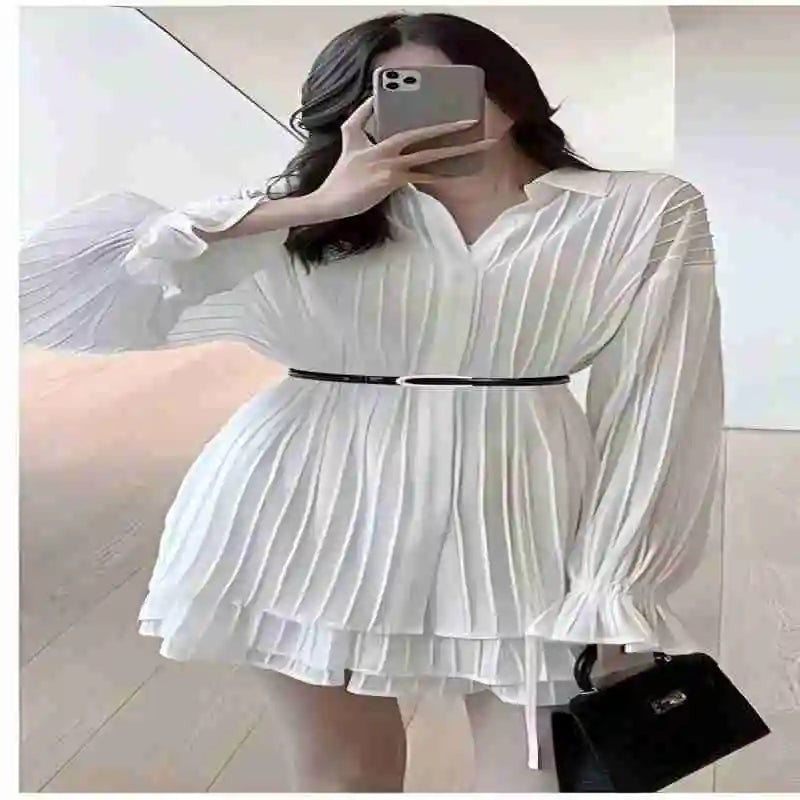 A slender waist belt for women, which is a decorative corset and a versatile piece that can be paired with skirts, suits, shirts CeinturesCuir