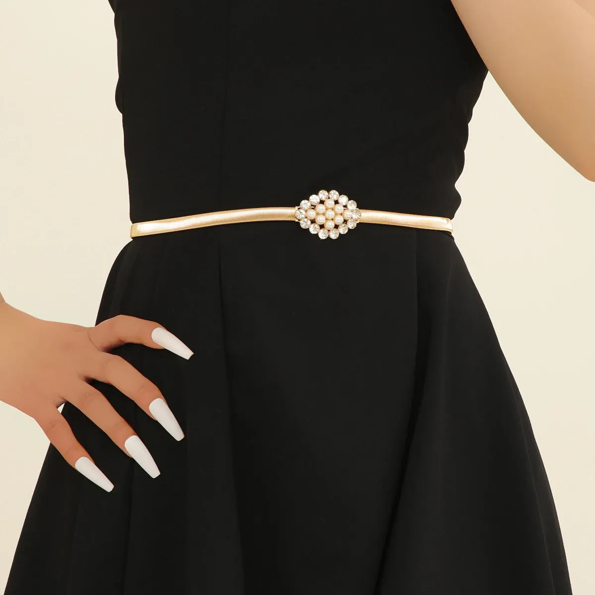 Style A Ceinture fine dorée CeinturesCuir
