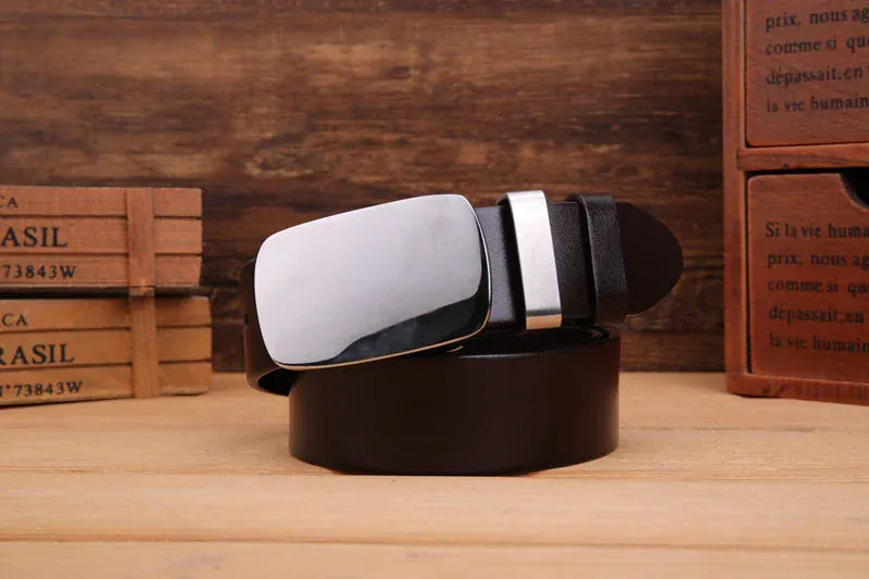 Ceinture Homme 40 ans : L'Élégance Intemporelle du Cuir Authentique