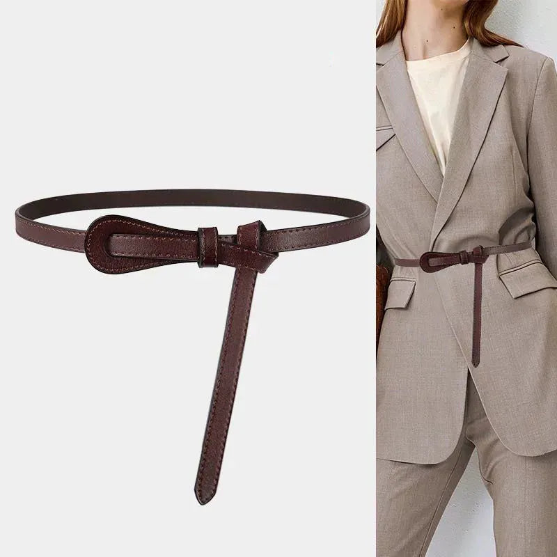Ceinture sur robe noire CeinturesCuir