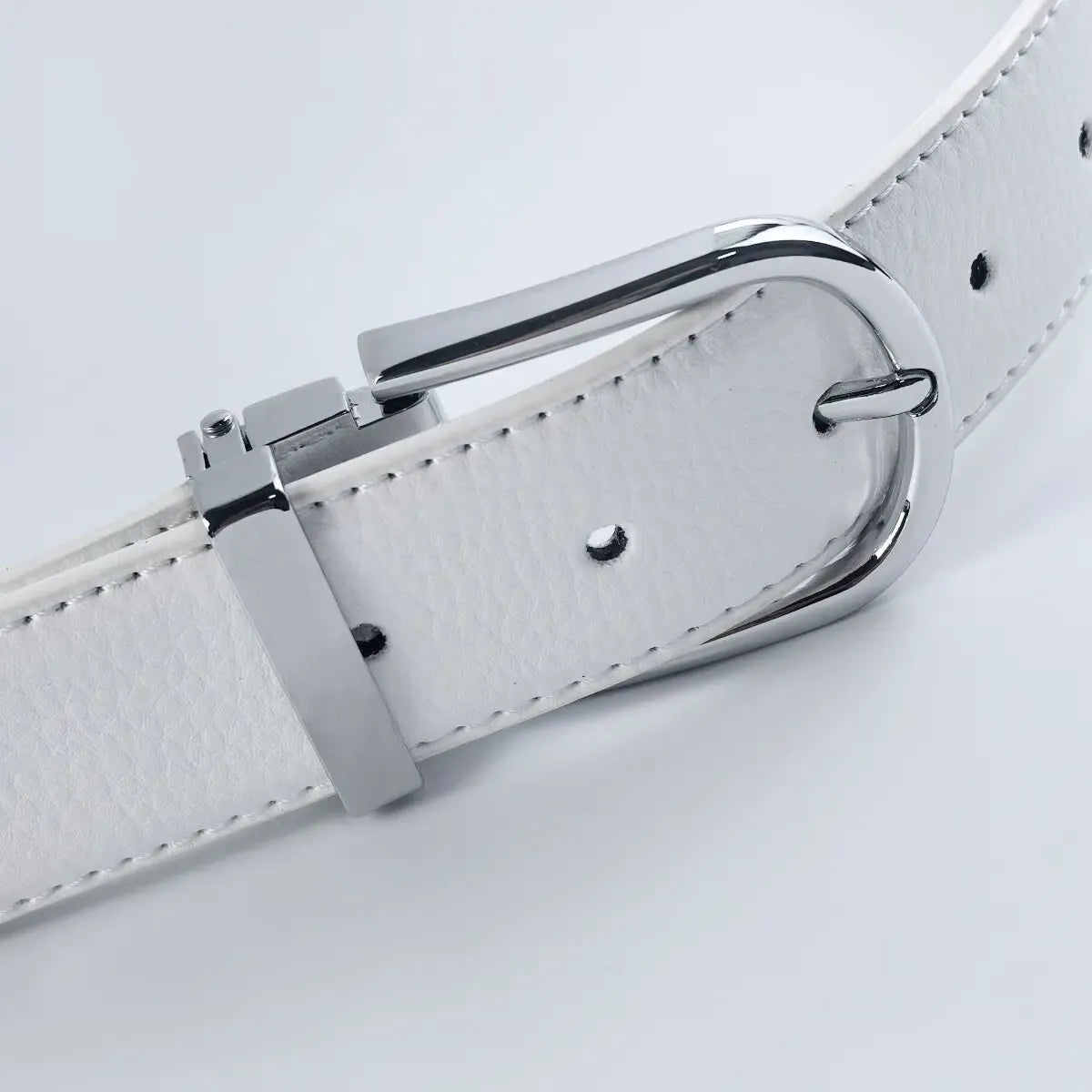 La Ceinture Homme 60 Ans : L'Accessoire Intemporel pour un Style Raffiné